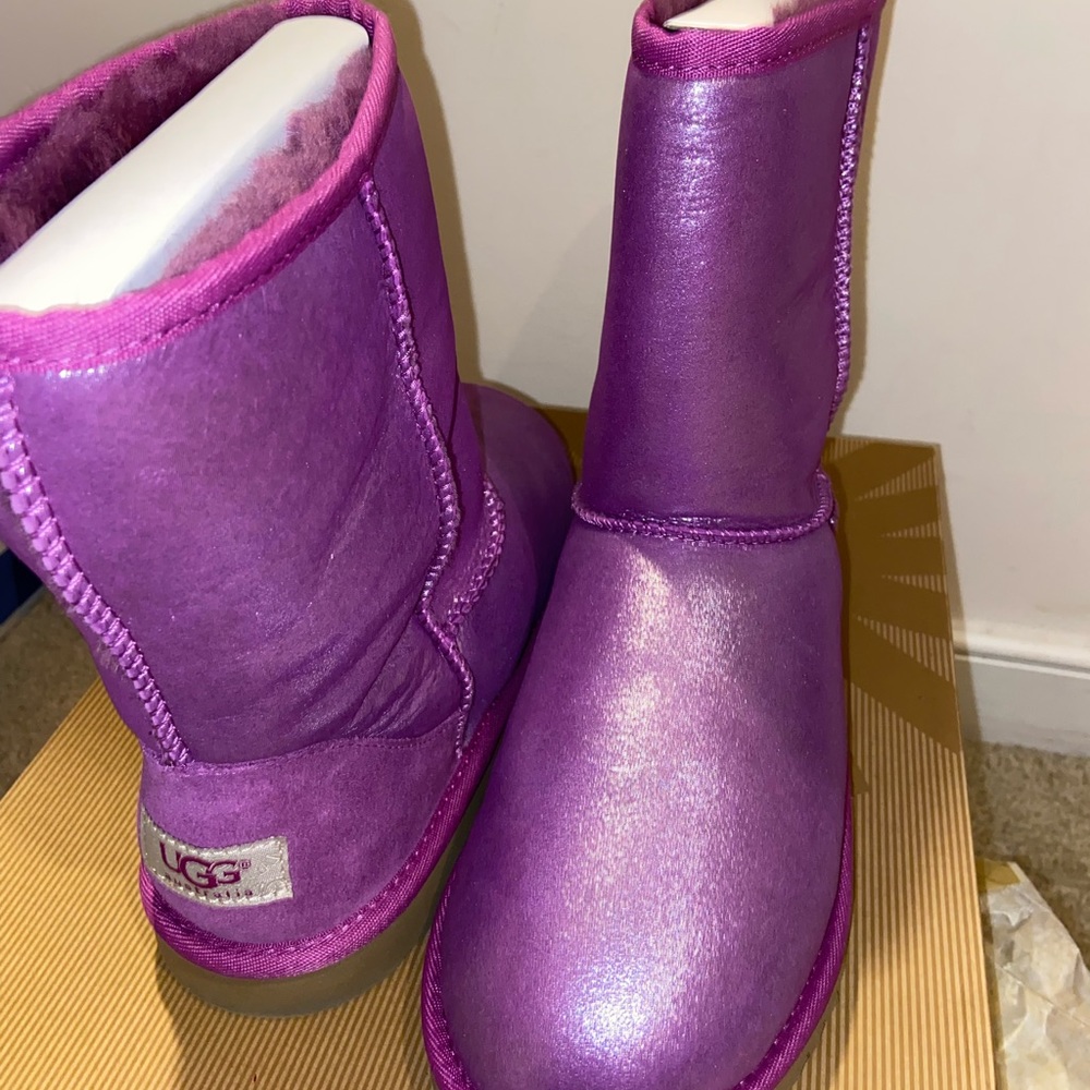 NWT Purple Glitter Ugg